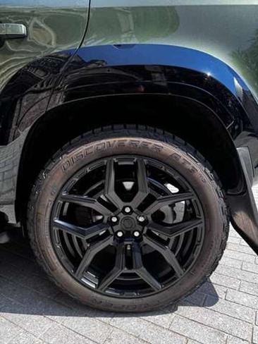 Land Rover Defender 110 URBAN 3.0 D MHEV D200 — photo 11