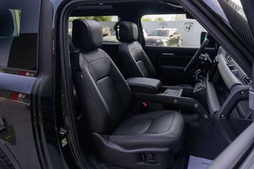 Land Rover Defender 90 Noir 5.0 V8 AWD Aut. — photo 22