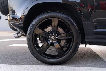 Land Rover Defender 90 Noir 5.0 V8 AWD Aut. — photo 23