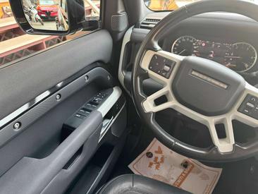 Land Rover Defender 110 X-Dynamic SE 3.0d I6 Mhev 200cv Auto — photo 9