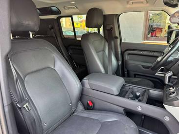 Land Rover Defender 110 X-Dynamic SE 3.0d I6 Mhev 200cv Auto — photo 14