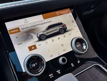 Land Rover Range Rover Velar R-Dynamic SE P400e — photo 16