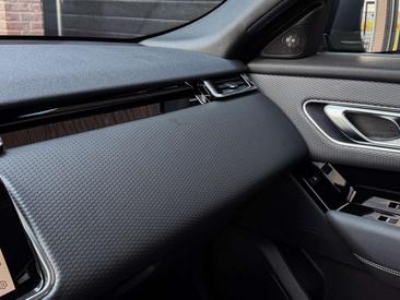 Land Rover Range Rover Velar R-Dynamic SE P400e — photo 30