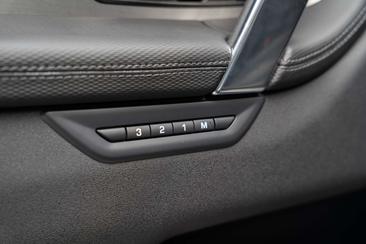 Land Rover Discovery Sport 1.5 P270e Dynamic SE Full Options — photo 20