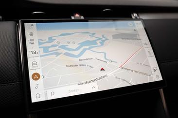Land Rover Discovery Sport 1.5 P270e Dynamic SE Full Options — photo 26