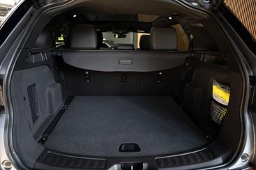 Land Rover Discovery Sport 1.5 P270e Dynamic SE Full Options — photo 35