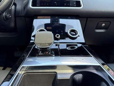 Land Rover Range Rover Velar P400e S — photo 15
