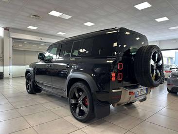 Land Rover Defender 110 X-Dynamic 3.0 I6 Mhev 400cv Auto — photo 3