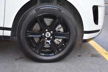 Land Rover Range Rover Evoque 2.0D MHEV HSE AWD Aut. 150 — photo 8