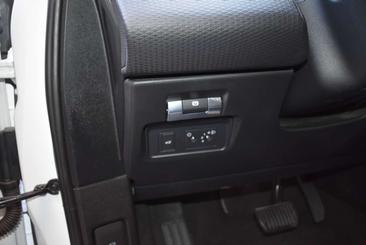 Land Rover Range Rover Evoque 2.0D MHEV HSE AWD Aut. 150 — photo 40