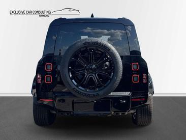 Land Rover Defender 110 OCTA Black P635 *CARBON *AHK Noir — photo 5