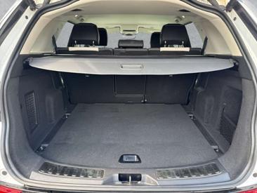 Land Rover Discovery Sport D200 R-Dynamic HSE BlackPack — photo 10