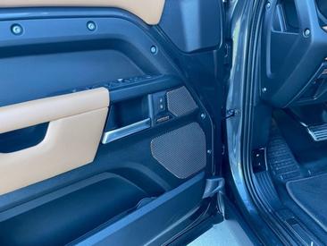 Land Rover Defender 110 5.0 V8 AWD Aut. Gris — photo 9