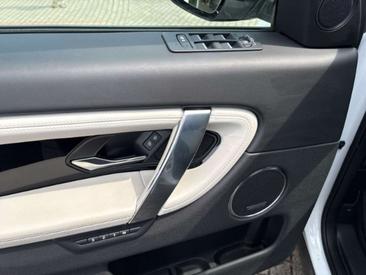 Land Rover Discovery Sport D200 R-Dynamic HSE BlackPack — photo 16