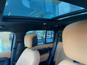 Land Rover Defender 110 5.0 V8 AWD Aut. Gris — photo 13