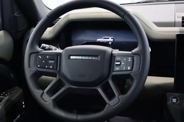 Land Rover Defender D200 X-Dynamic SE — photo 9