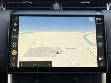 Land Rover Discovery Sport 1.5 P300e PHEV Dynamic SE — photo 7