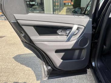 Land Rover Discovery Sport 1.5 P300e PHEV Dynamic SE — photo 20
