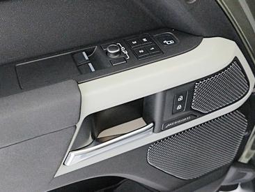 Land Rover Defender 90 Hard Top 3.0d I6 Mhev Awd 200cv — photo 27