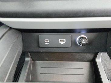 Land Rover Defender 90 Hard Top 3.0d I6 Mhev Awd 200cv — photo 31