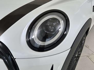 Mini 5 Portes Classic Cooper — photo 16