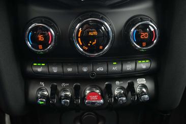 Mini 3 Portes Essential John Cooper Works — photo 42