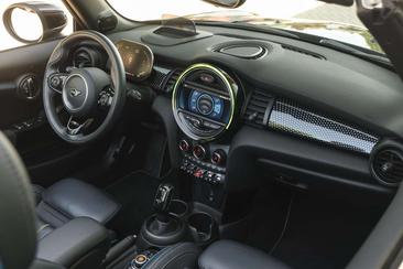 Mini Cabrio COOPER — photo 3