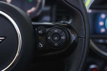 Mini Cabrio COOPER — photo 12