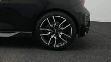 Mini Cooper SE JCW — photo 13