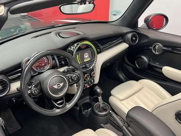 Mini Cabrio COOPER S — photo 7