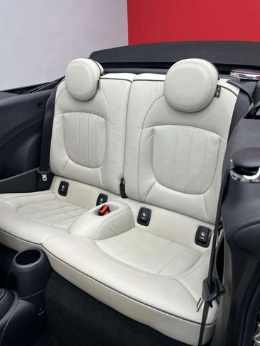 Mini Cabrio COOPER S — photo 8