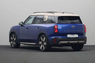 Mini Countryman Favoured Cooper SE — photo 11