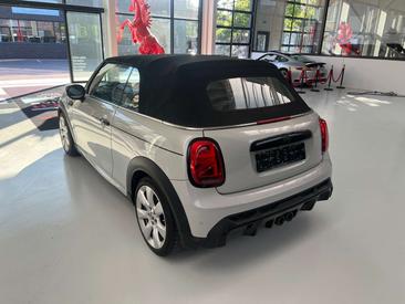 Mini Cabrio JCW Cooper S — photo 7