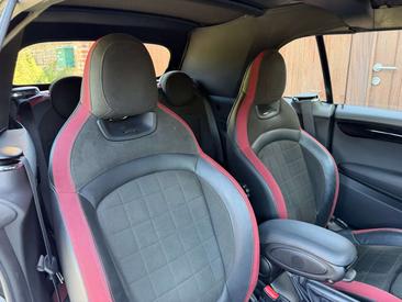 Mini Cabrio John Cooper Works — photo 10