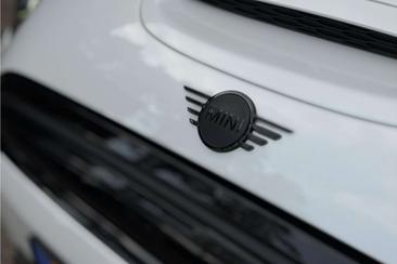 Mini Electric Sport Cooper SE — photo 4