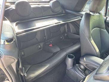 Mini Cabrio — photo 8