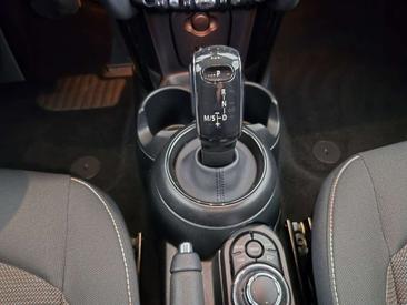 Mini 5 Portes Camden Cooper — photo 11