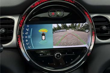 Mini Electric Sport Cooper SE — photo 26