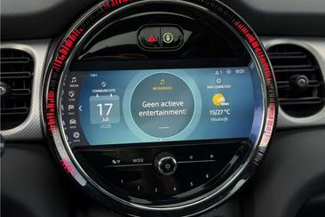 Mini Electric Sport Cooper SE — photo 27