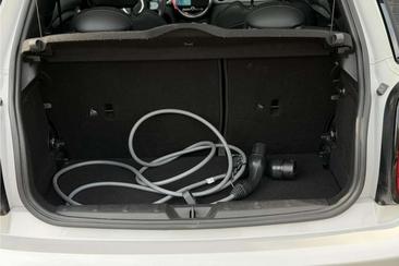 Mini Electric Sport Cooper SE — photo 49