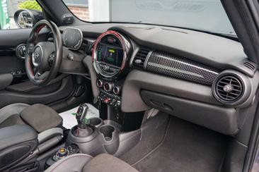 Mini Hatch Cooper S — photo 14