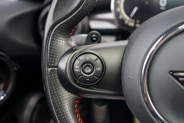 Mini Hatch Cooper S — photo 19