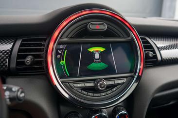 Mini Hatch Cooper S — photo 21