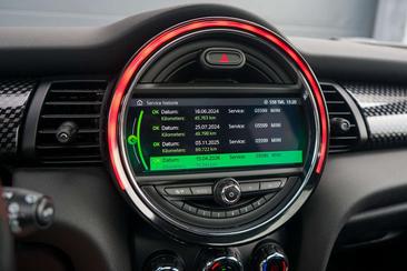 Mini Hatch Cooper S — photo 26