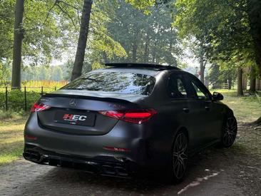 Mercedes Classe C63 AMG 63 — photo 9