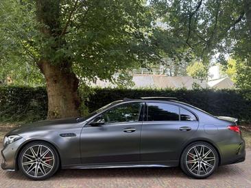 Mercedes Classe C63 AMG 63 — photo 11