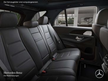Mercedes GLE 400 Night Edition — photo 11