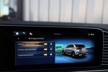 Mercedes GLE 53 AMG 53 — photo 15