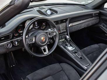 Porsche 991 II GTS — photo 6
