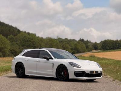 Porsche Panamera II GTS